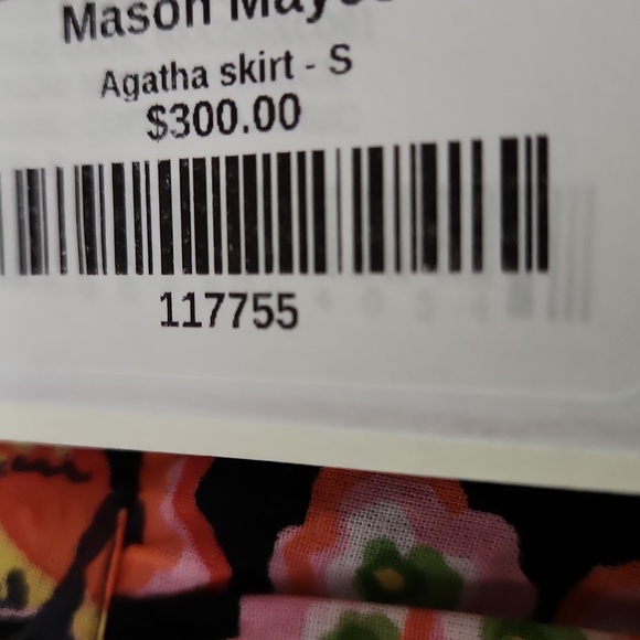 Banjanan Agatha Skirt - Picture 3 of 3